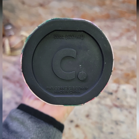 Corkcicle 20 oz Sport Canteen - Pink Luau 🌺🌴 - Picture 4 of 7